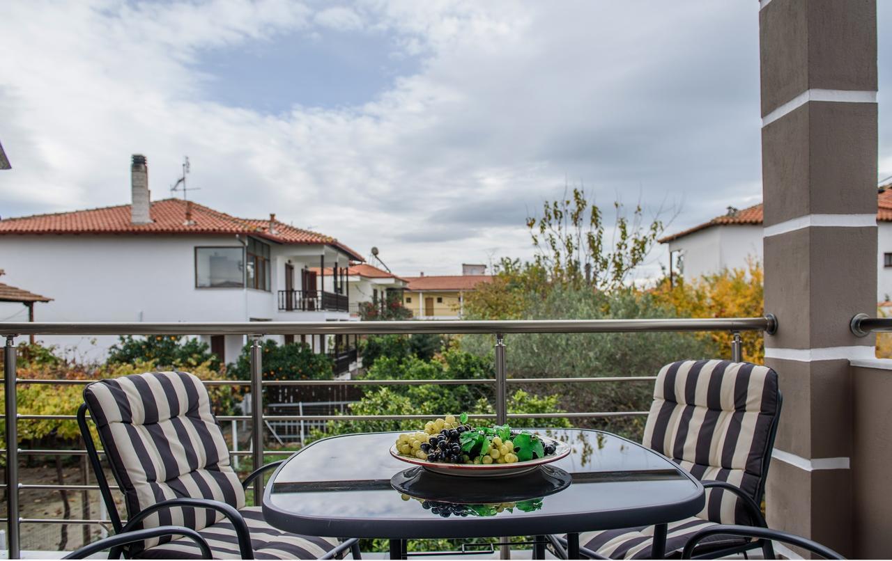 Anneta'S House Apartment Nikiti  Exterior photo